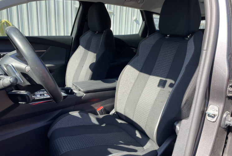 Peugeot 3008 1.2 VTI 130 ch Active Business/Phase2/Apple Carplay/Camera/AFIL/56000 km