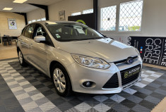 Ford Focus 1.0 SCTI ECOBOOST 125 TREND / SUIVI COMPLET FORD / KIT DISTRIBUTION NEUF/ 1ERE MAIN 