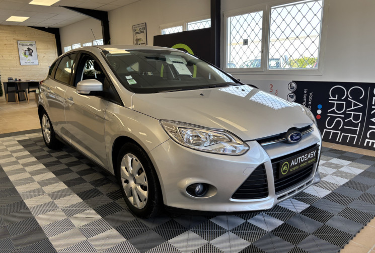 Ford Focus 1.0 SCTI ECOBOOST 125 TREND / SUIVI COMPLET FORD / KIT DISTRIBUTION NEUF/ 1ERE MAIN 