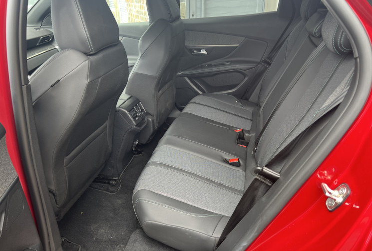 Peugeot 3008  II Phase 2 1.2 THP EAT8 131 cv ALLURE PACK