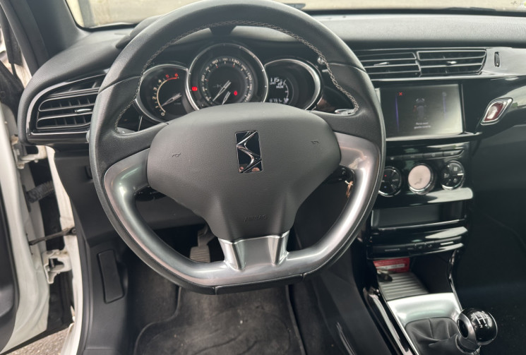DS DS 3 1.6 Blue HDi 100 SO CHIC / KIT DISTRI FAIT 