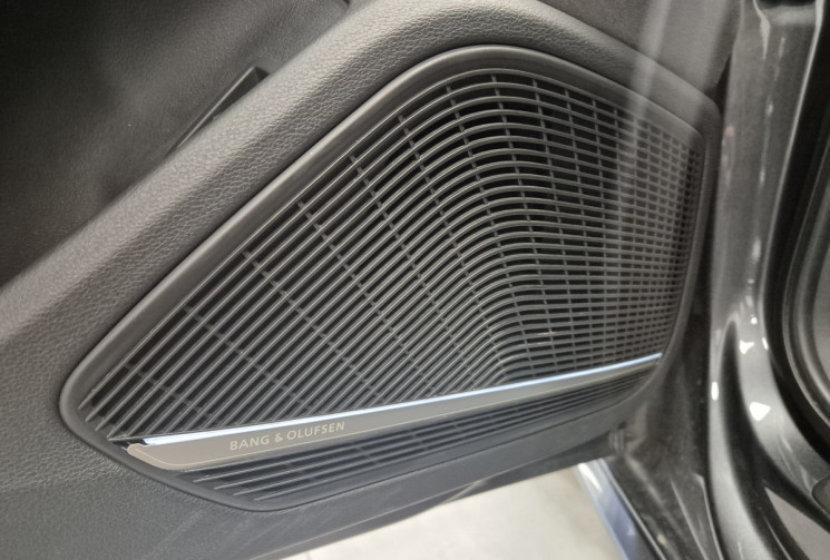 Audi A4 Avant 272 QUATTRO S LINE FULL LED MATRIX/BANG&OLUFSEN/VIRTUAL COCKPIT 