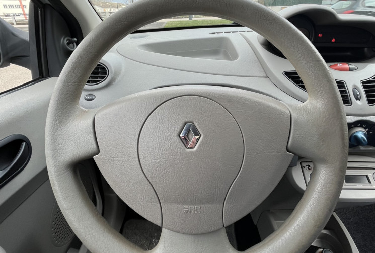 Renault Twingo 1.2 75CH