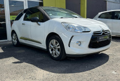 DS DS 3 Phase 2 1.2 VTi PureTech 12V 82 cv So Chic // Très peu kilométré // Courroie de distri neuve