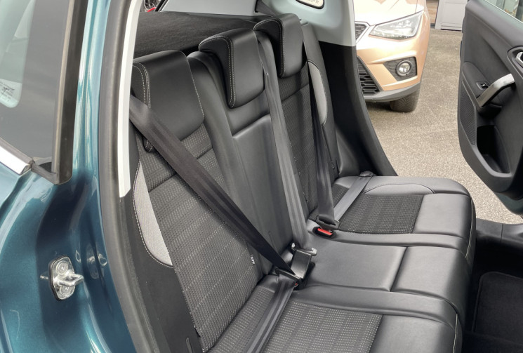 Peugeot 2008 1.2 PureTec 110 CV  S&S EAT6 BVA ALLURE