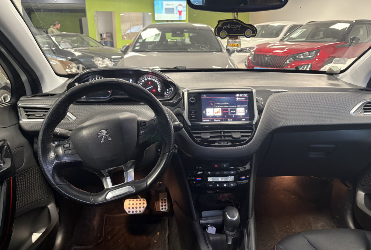 Peugeot 208 GT LINE 110ch BOITE AUTOMATIQUE !!!