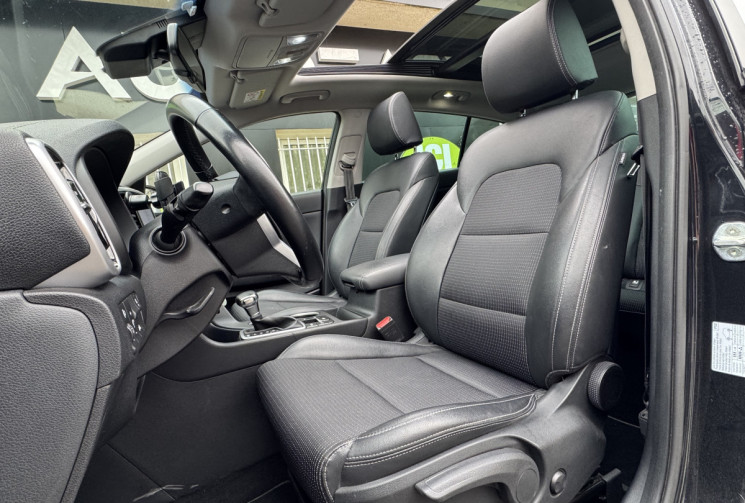 Kia Sportage Black Edition 1.6 CRDi MHEV 136 ch DCT7 / Toit ouvrant pano / Garantie 09/2028 / TVA 