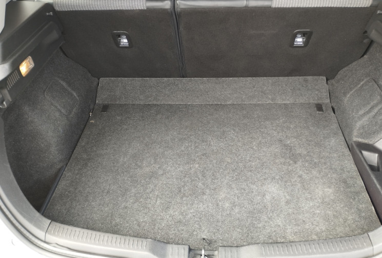 Toyota AURIS 1.8 HSD 136 EXECUTIVE BVA