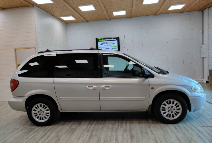 Chrysler Voyager IV Phase 2 2.8 CRD 16V 150ch LX  Vente à pro ou sans garanties 
