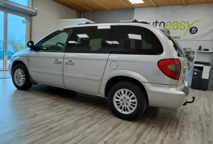 Chrysler Voyager IV Phase 2 2.8 CRD 16V 150ch LX  Vente à pro ou sans garanties 