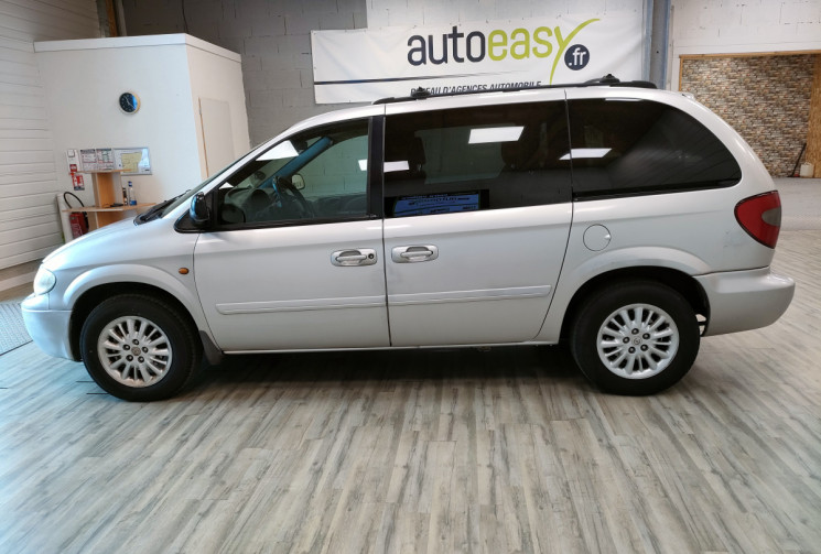 Chrysler Voyager IV Phase 2 2.8 CRD 16V 150ch LX  Vente à pro ou sans garanties 