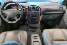 Chrysler Voyager IV Phase 2 2.8 CRD 16V 150ch LX  Vente à pro ou sans garanties 