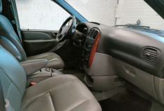Chrysler Voyager IV Phase 2 2.8 CRD 16V 150ch LX  Vente à pro ou sans garanties 