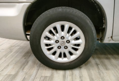 Chrysler Voyager IV Phase 2 2.8 CRD 16V 150ch LX  Vente à pro ou sans garanties 