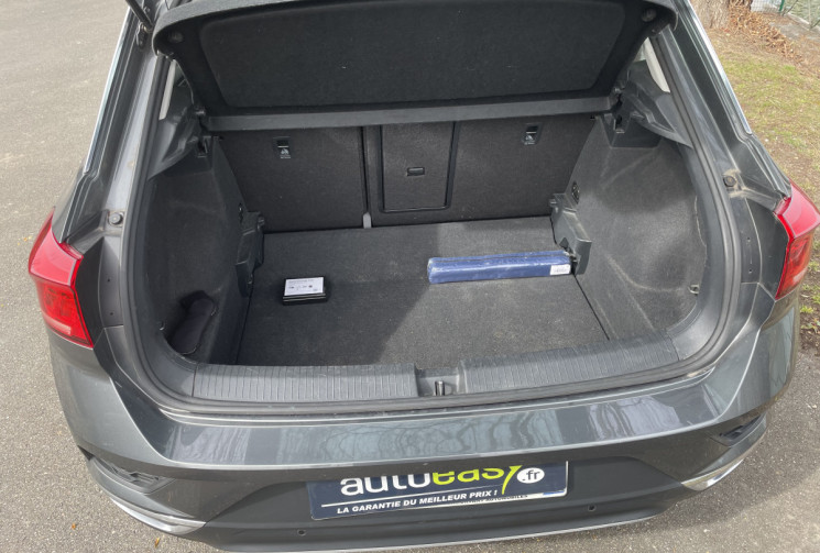 Volkswagen T-Roc 1.0 TSI 12V 115 LOUNGE  * Français / Apple CarPlay / GPS  / 1ere Main