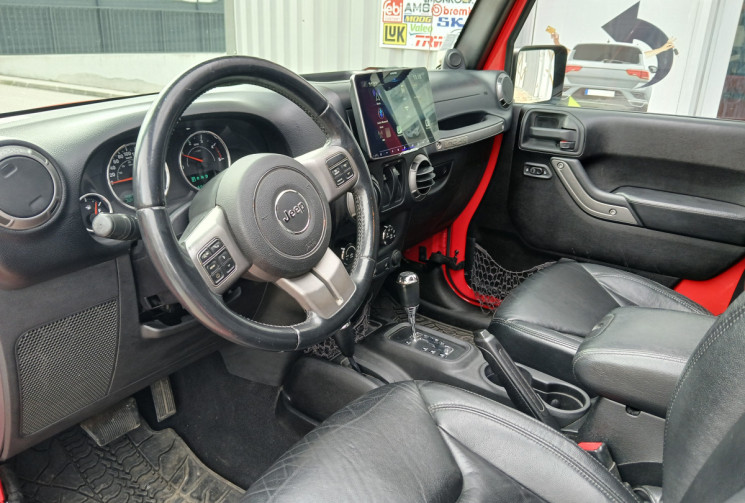 Jeep Wrangler JK 2.8 CRD 16V DPF 4WD S&S 200 cv MOAB