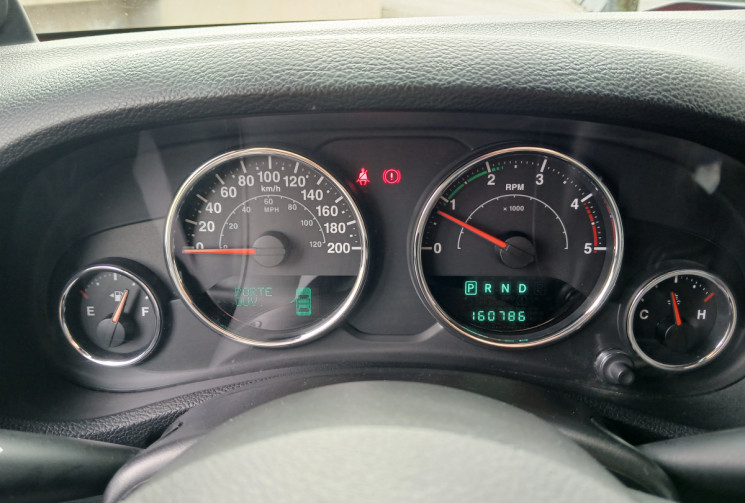 Jeep Wrangler JK 2.8 CRD 16V DPF 4WD S&S 200 cv MOAB