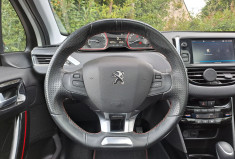 Peugeot 2008 BlueHDi 120 EAT6 GT line Toit pano / android Auto