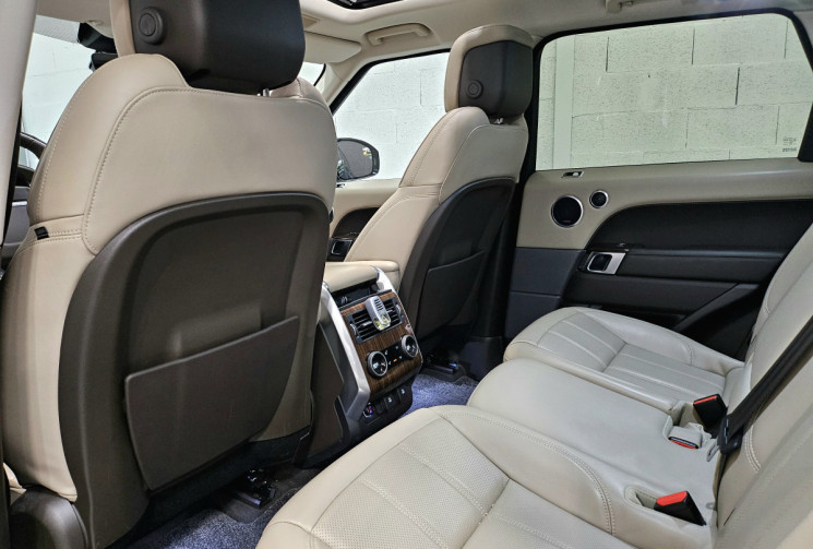 Land-Rover RANGE ROVER SPORT P400e 404ch HSE SILVER EDITION  / 1° main / français  