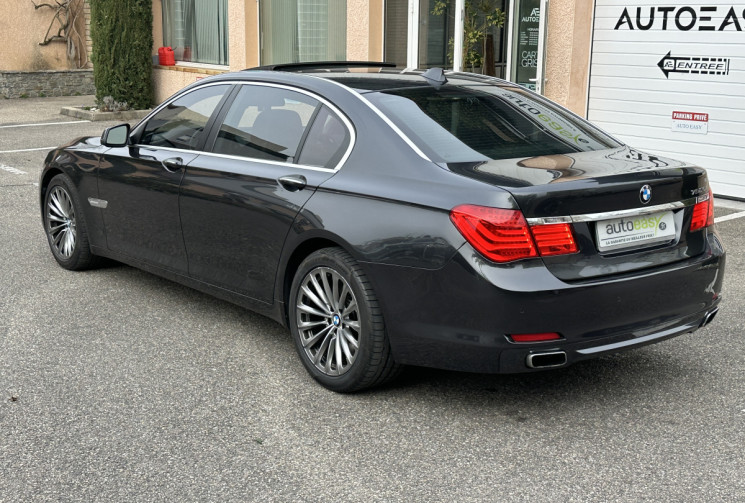 BMW SERIE 7 750Li 407 ch / Entretien à jour - Suivi BMW / Crit air 1