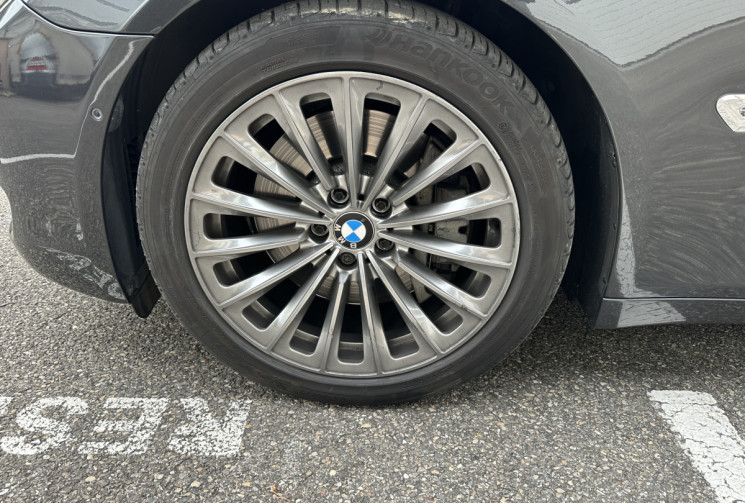 BMW SERIE 7 750Li 407 ch / Entretien à jour - Suivi BMW / Crit air 1