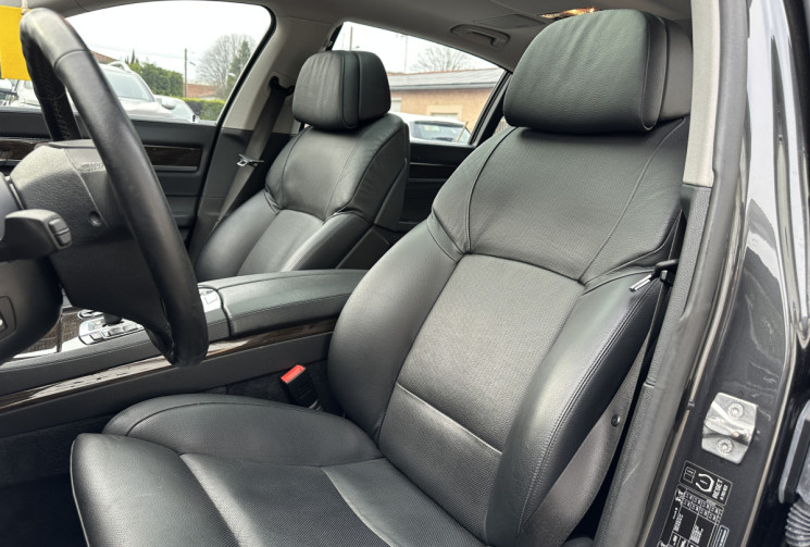 BMW SERIE 7 750Li 407 ch / Entretien à jour - Suivi BMW / Crit air 1