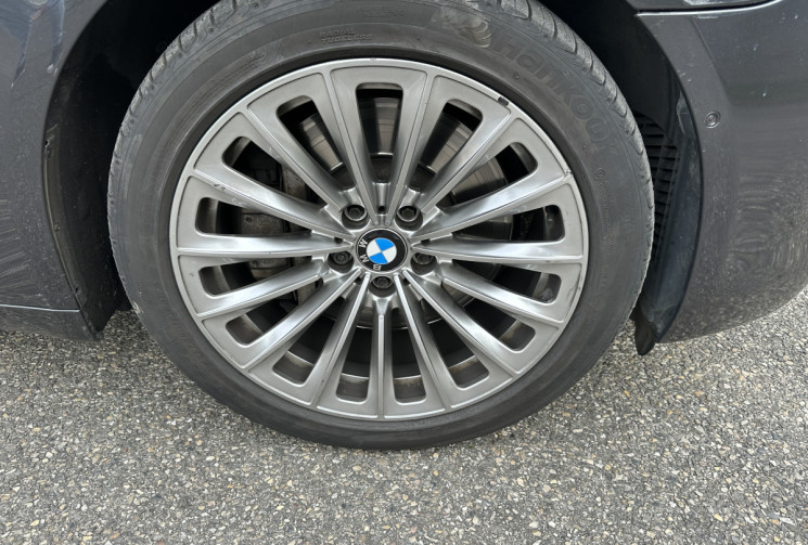 BMW SERIE 7 750Li 407 ch / Entretien à jour - Suivi BMW / Crit air 1