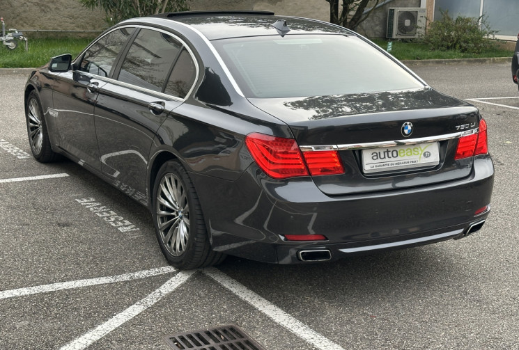 BMW SERIE 7 750Li 407 ch / Entretien à jour - Suivi BMW / Crit air 1