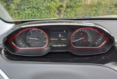 Peugeot 2008 BlueHDi 120 EAT6 GT line Toit pano / android Auto