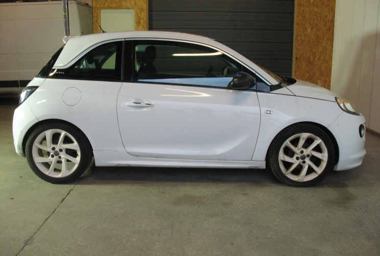Opel Adam 1.4 Twinport 16v EcoFlex 87 Jam Bluetooth -