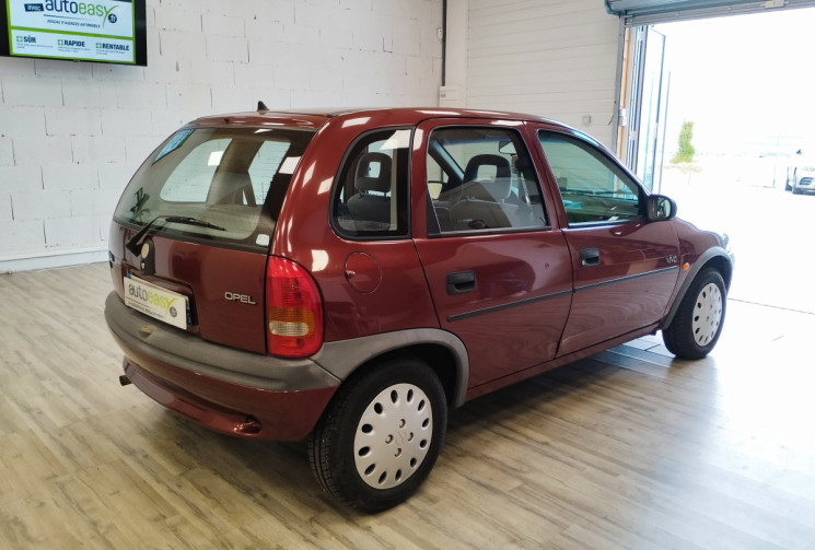 Opel Corsa II 1.4 Viva 5portes * KILOMETRAGE D ORIGINE / SUIVI EN GARAGE *