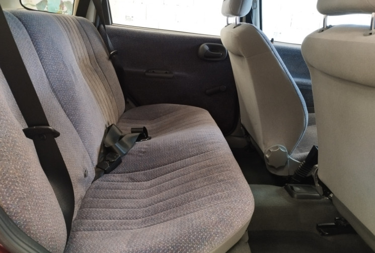Opel Corsa II 1.4 Viva 5portes * KILOMETRAGE D ORIGINE / SUIVI EN GARAGE *