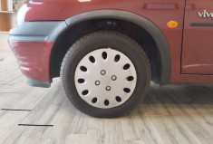 Opel Corsa II 1.4 Viva 5portes * KILOMETRAGE D ORIGINE / SUIVI EN GARAGE *