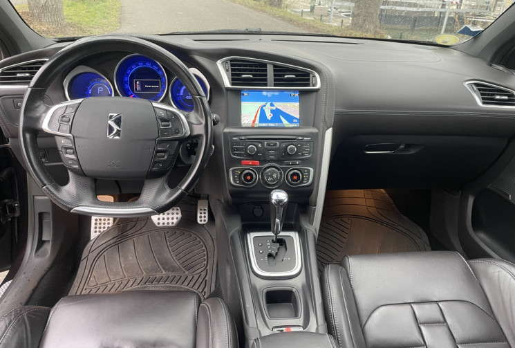 Citroën DS4 2.0 BLUEHDI PRESTIGE 163 / SIEGES CHAUFFANTS & MASSANTS / COURROIE DE DISTRIBUTION OK 