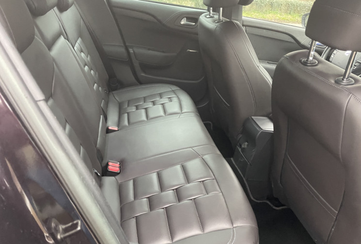 Citroën DS4 2.0 BLUEHDI PRESTIGE 163 / SIEGES CHAUFFANTS & MASSANTS / COURROIE DE DISTRIBUTION OK 