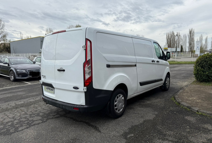 Ford Transit Custom L2H1 2.2 TDCi 125 CV