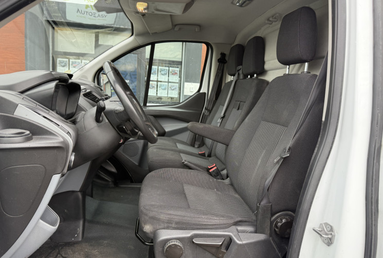 Ford Transit Custom L2H1 2.2 TDCi 125 CV