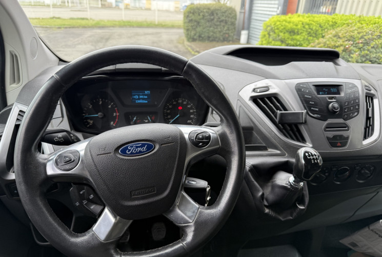 Ford Transit Custom L2H1 2.2 TDCi 125 CV