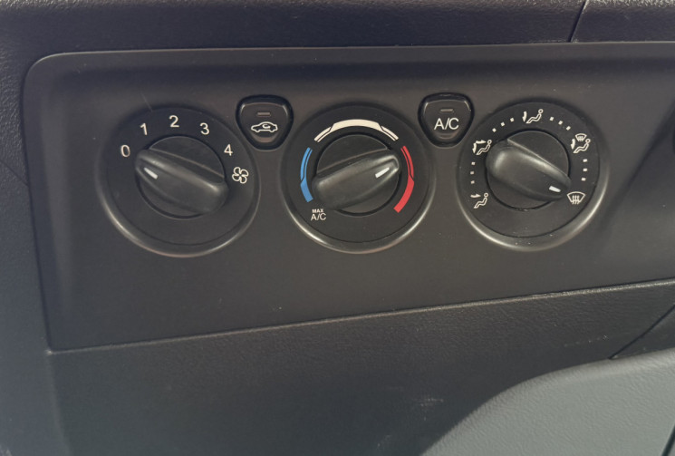 Ford Transit Custom L2H1 2.2 TDCi 125 CV