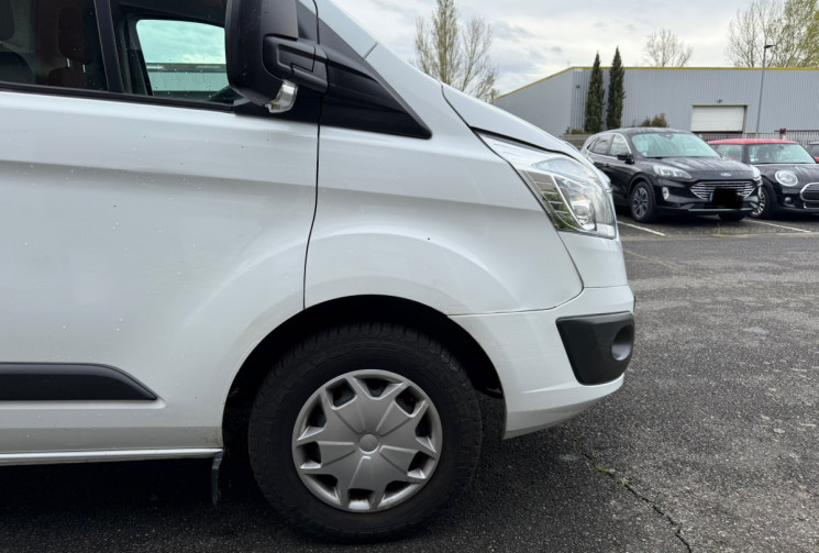Ford Transit Custom L2H1 2.2 TDCi 125 CV