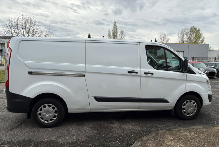 Ford Transit Custom L2H1 2.2 TDCi 125 CV
