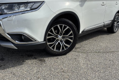 Mitsubishi OUTLANDER MITSUBISHI Outlander 3 2.2 DI-D 16V 4WD 150 cv 7places