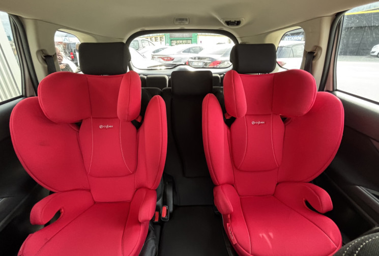 Mitsubishi OUTLANDER MITSUBISHI Outlander 3 2.2 DI-D 16V 4WD 150 cv 7places
