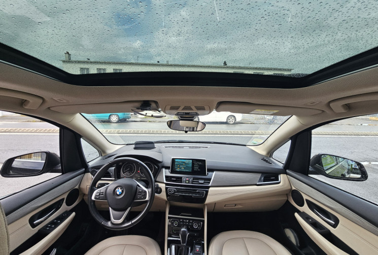 BMW SERIE 2 ACTIVETOURER LUXURY 218d Cuir Toit Panoramique Suivi Bmw 