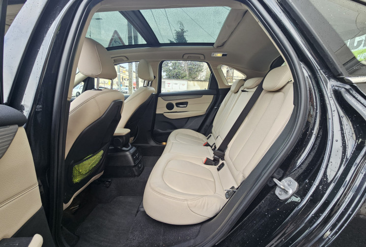 BMW SERIE 2 ACTIVETOURER LUXURY 218d Cuir Toit Panoramique Suivi Bmw 