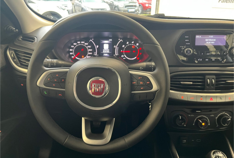 FIAT TIPO II SEDAN 1.4 i 95 cv S/S 