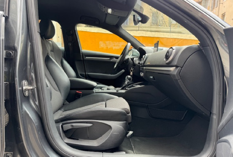 Audi A3 SPORTBACK s-line 2.0 tdi 150 cv stronic origine France / 