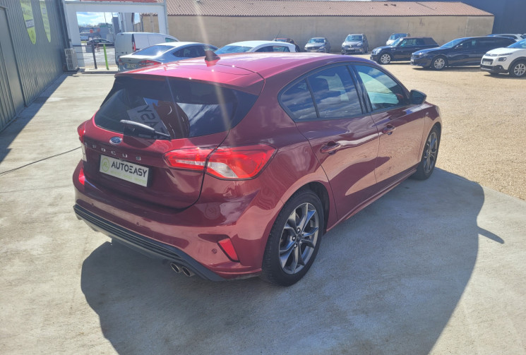 Ford Focus 1.0 ECOBOOST 125 ST LINE - SUIVI COMPLET FORD
