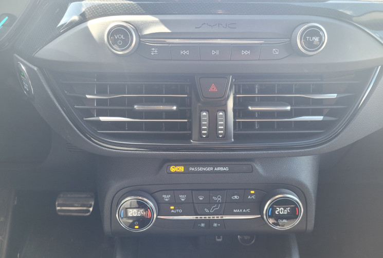 Ford Focus 1.0 ECOBOOST 125 ST LINE - SUIVI COMPLET FORD
