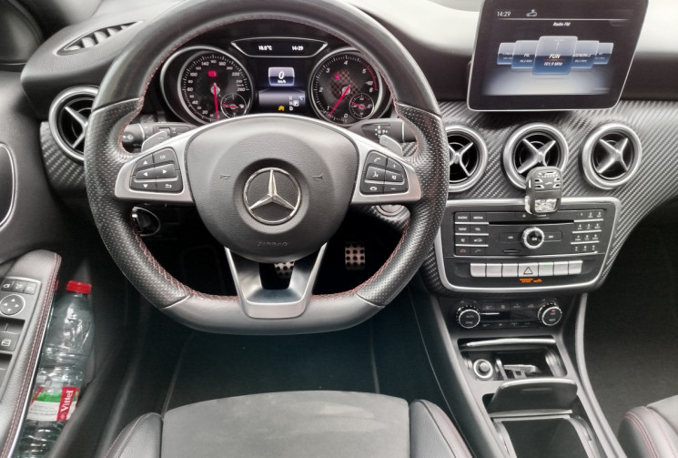 Mercedes Classe A 220 d 7G-DCT 177 ch Fascination AMG / TOIT OUVRANT / SUIVI MERCEDES 